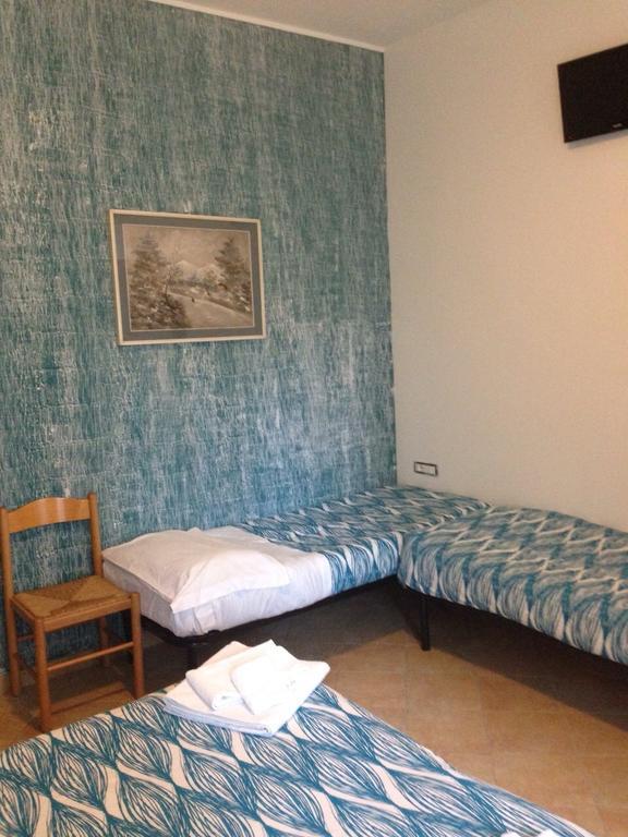 B & B Leonard Acqui Roma Habitación foto